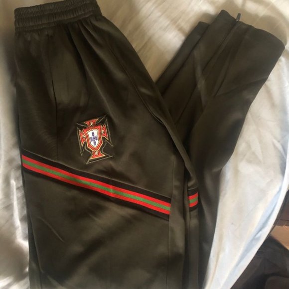 New Portugal 2021 NIke training Jersey - Picture 2 of 2